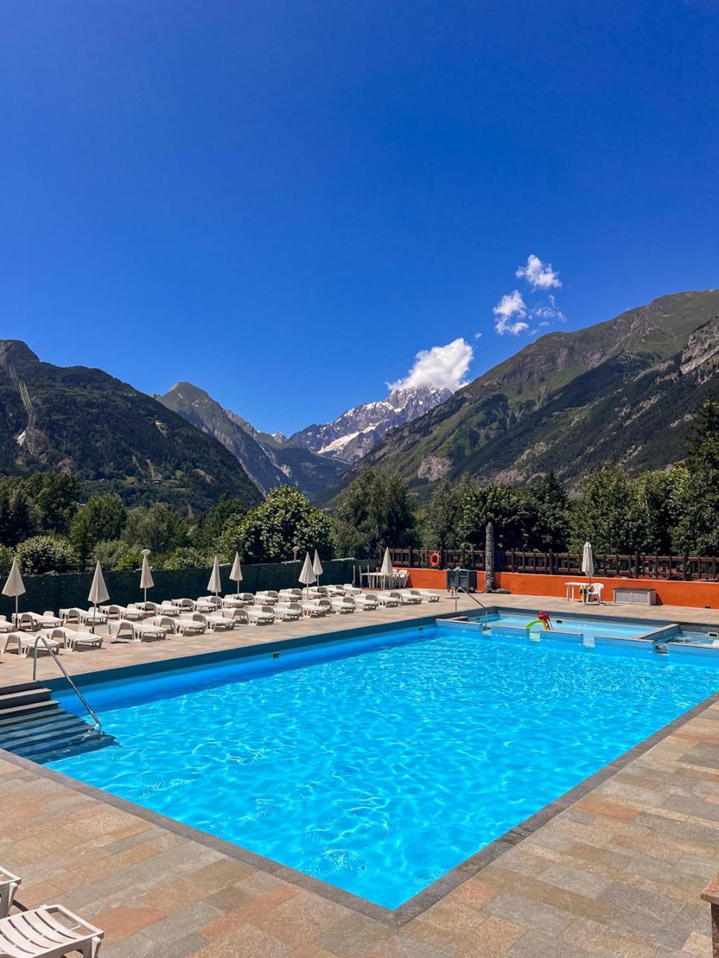 Bijoux Des Alpes - Mont Blanc Village ラ・サル エクステリア 写真
