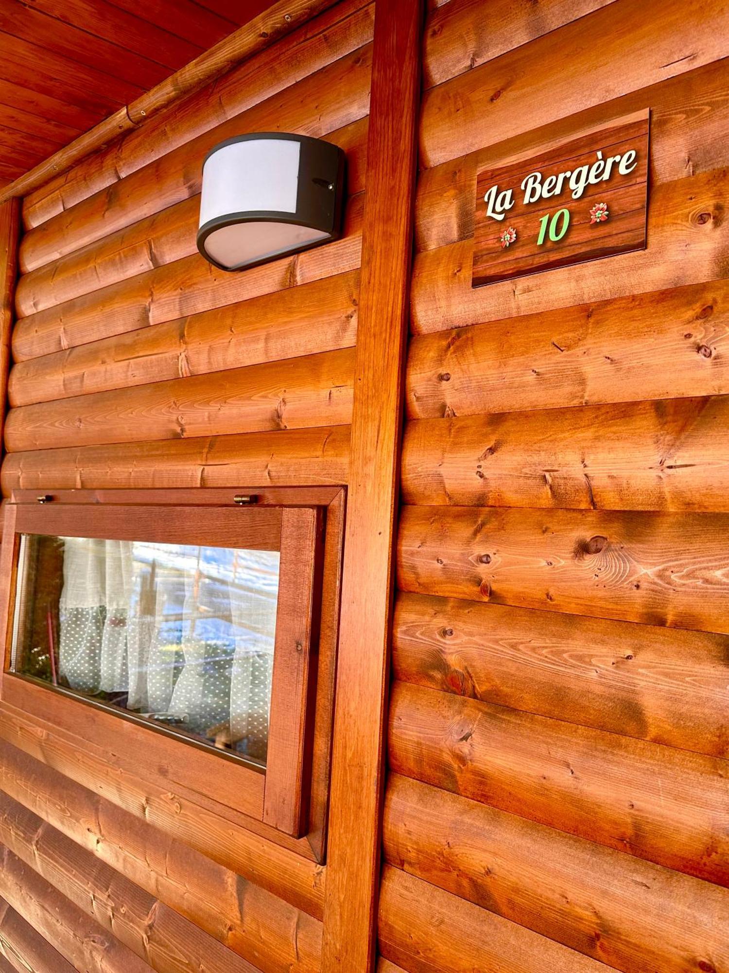 Bijoux Des Alpes - Mont Blanc Village ラ・サル 部屋 写真