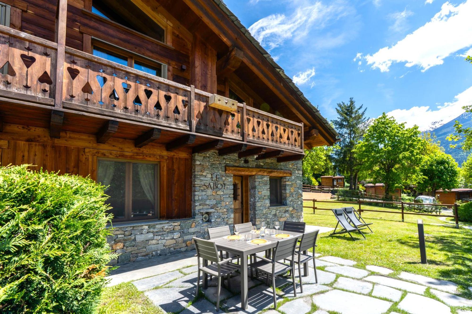 Bijoux Des Alpes - Mont Blanc Village ラ・サル エクステリア 写真